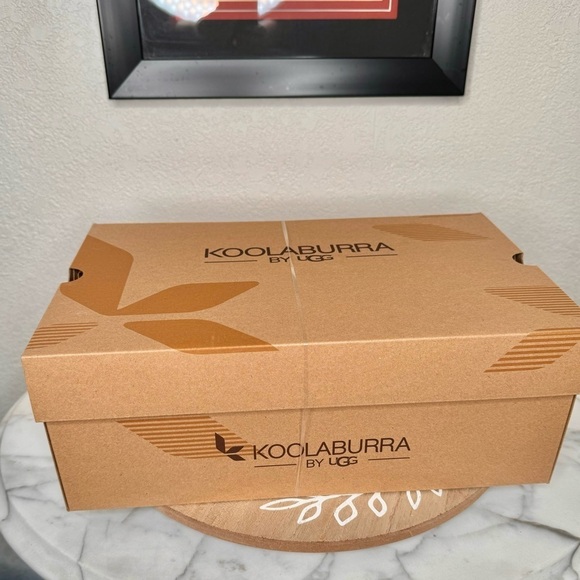 UGG by koolaburra NIB Slippers grey & black animal print,leopard Slide in Size 9 - Picture 8 of 8